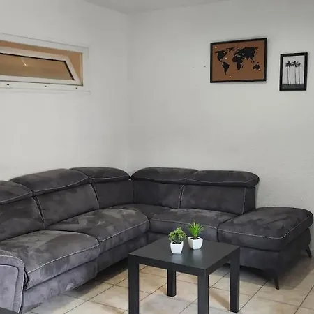 40 M² Avec Garage * Maraussan