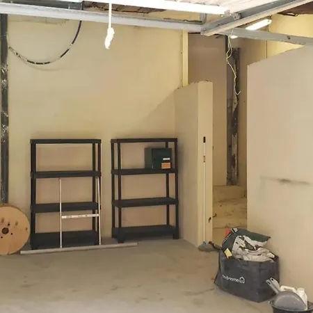 Apartment 40 M² Avec Garage *